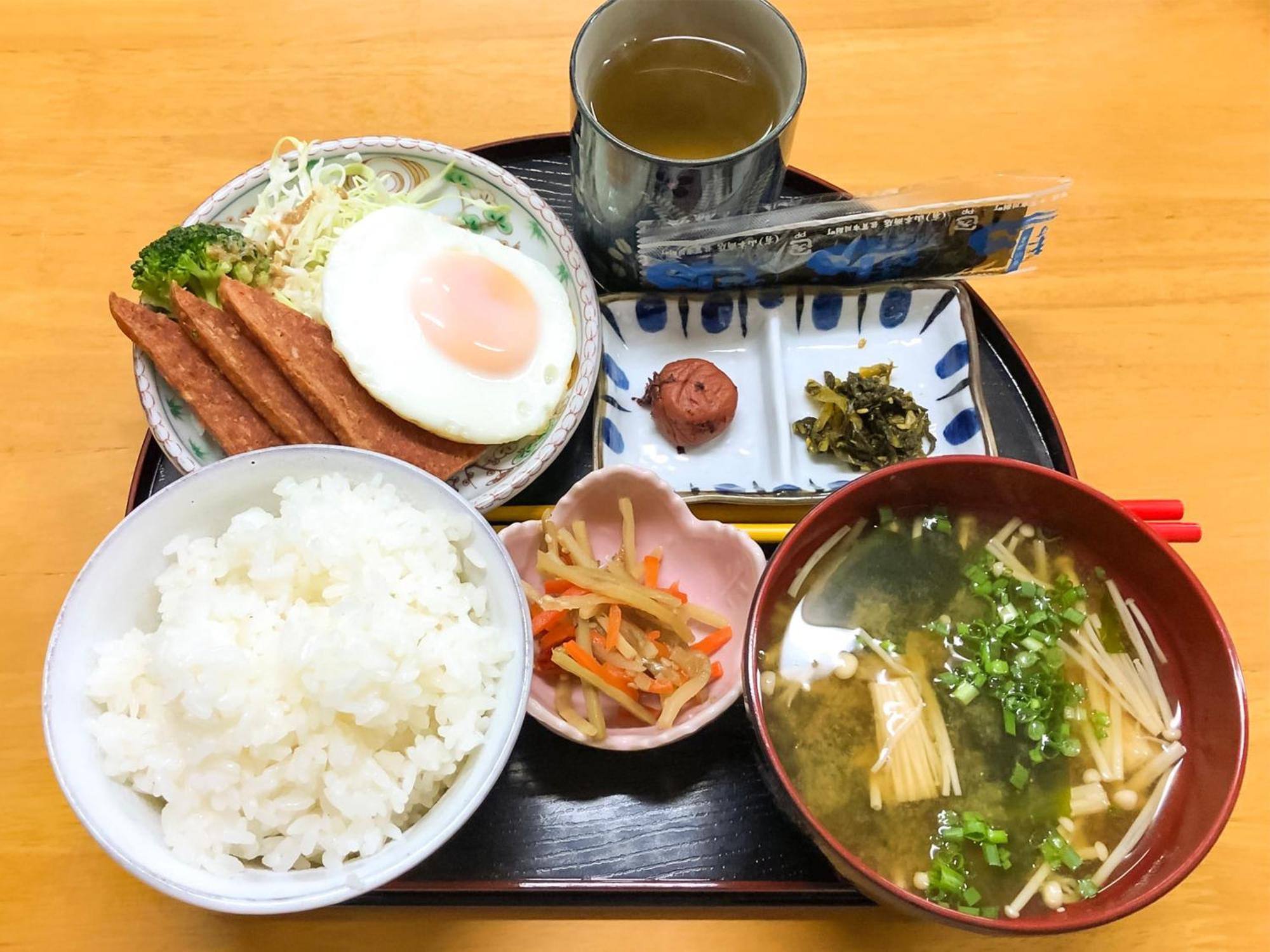 宝生酒店 Aka 外观 照片